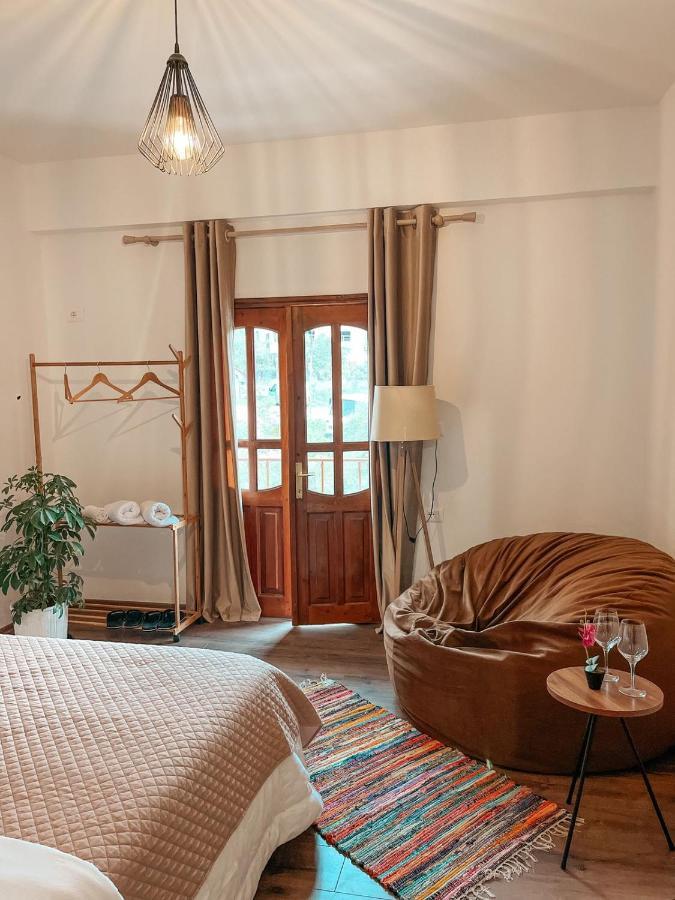 Guesthouse "Shtepia Ime" Përmet Exteriör bild