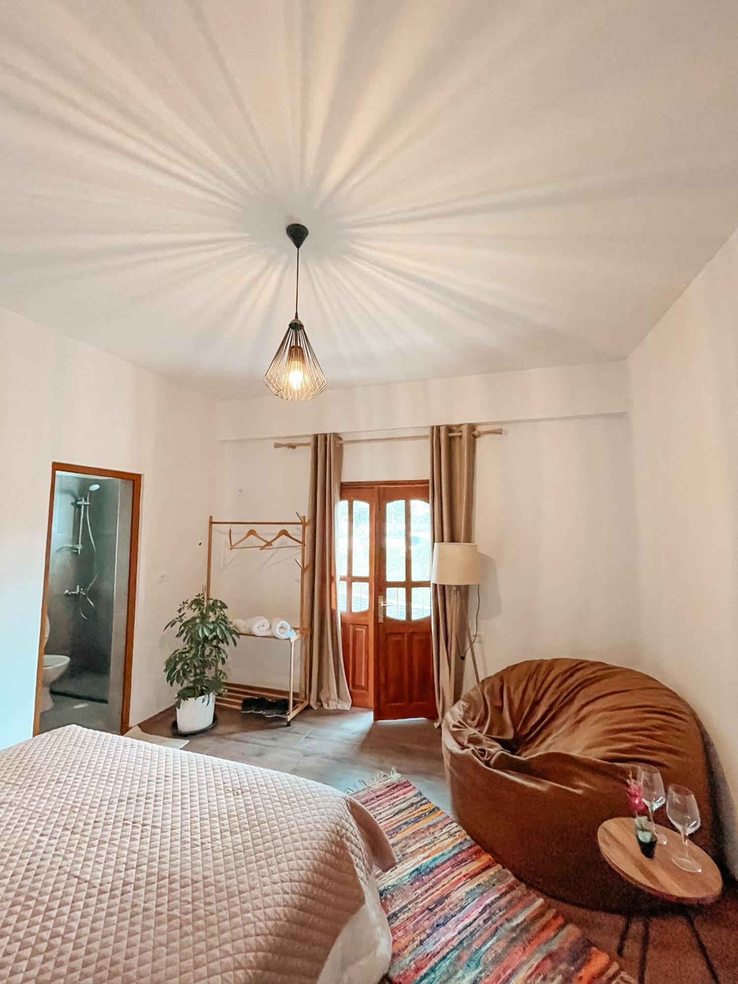 Guesthouse "Shtepia Ime" Përmet Exteriör bild