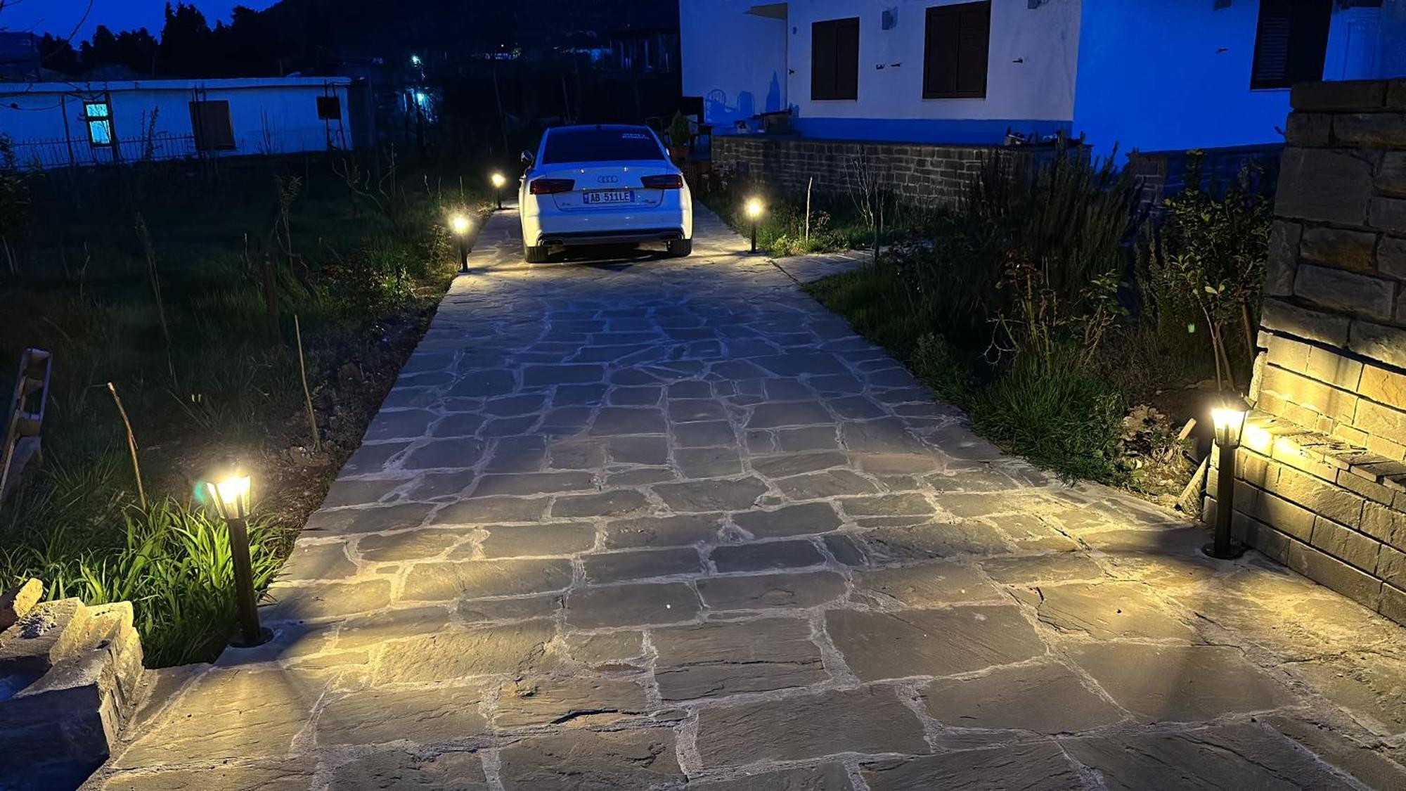 Guesthouse "Shtepia Ime" Përmet Exteriör bild